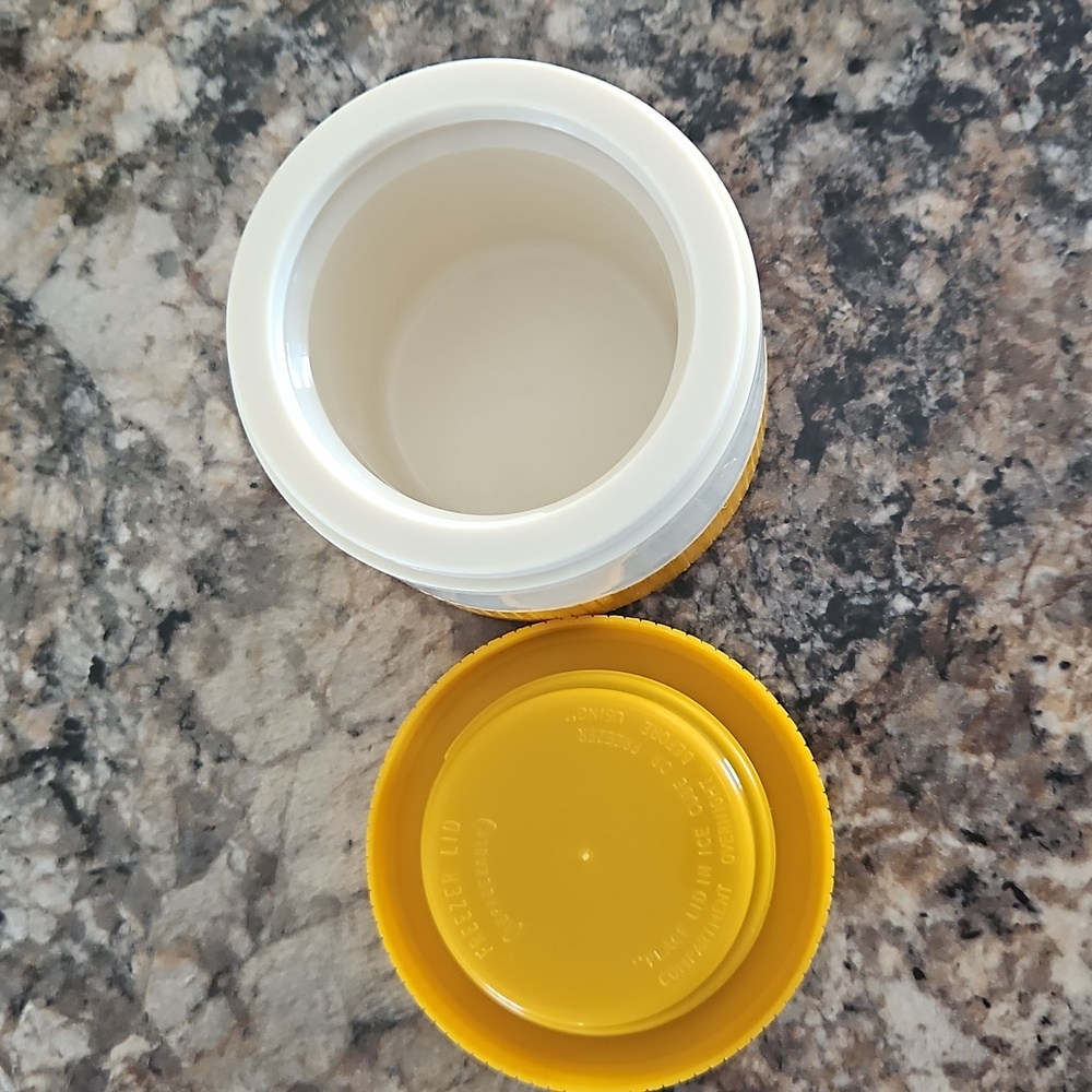 Vintage Aladdin #7000‎ insulated thermos jar white with yellow freezer lid - Picture 3 of 8